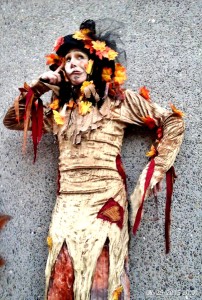 Scarecrow, Stephen Hues with Stilt Circus at the California State Fair, 2015, costume by Stephen Hues.